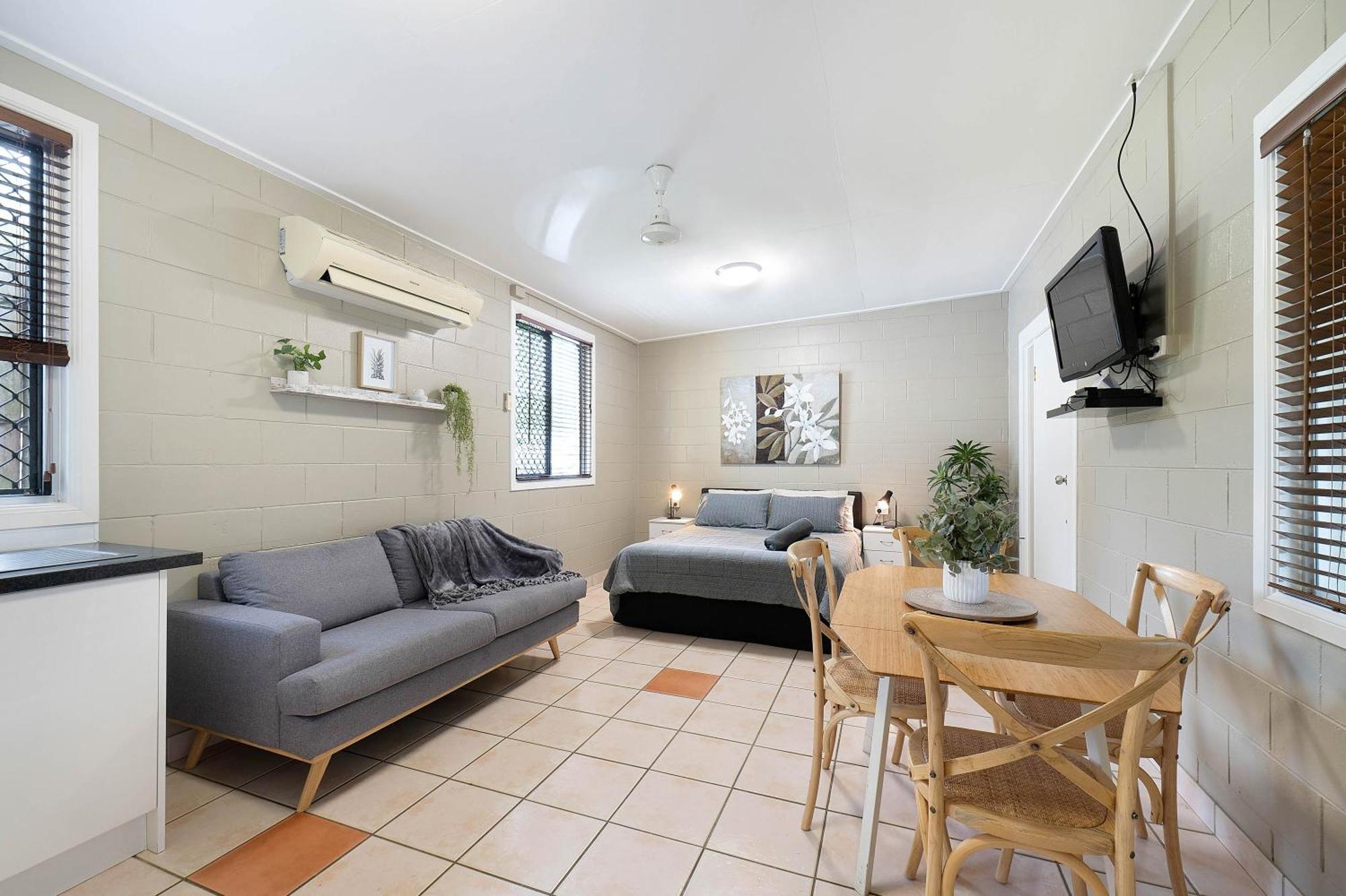 Seaforth Holiday Units Экстерьер фото