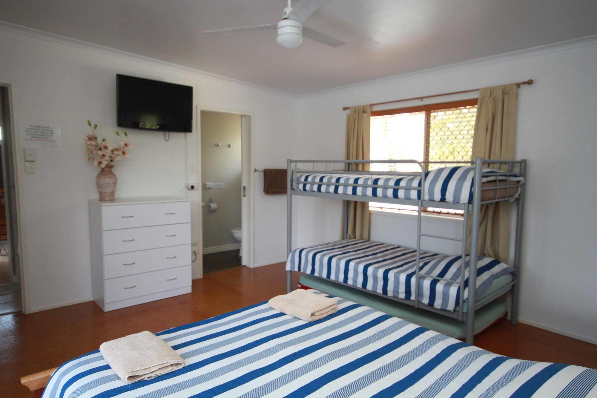 Seaforth Holiday Units Экстерьер фото